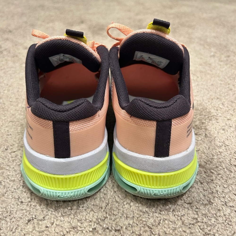 Nike Metcon Women's Peach and Neon Yellow Athletic Shoes - Picture 5 of 7